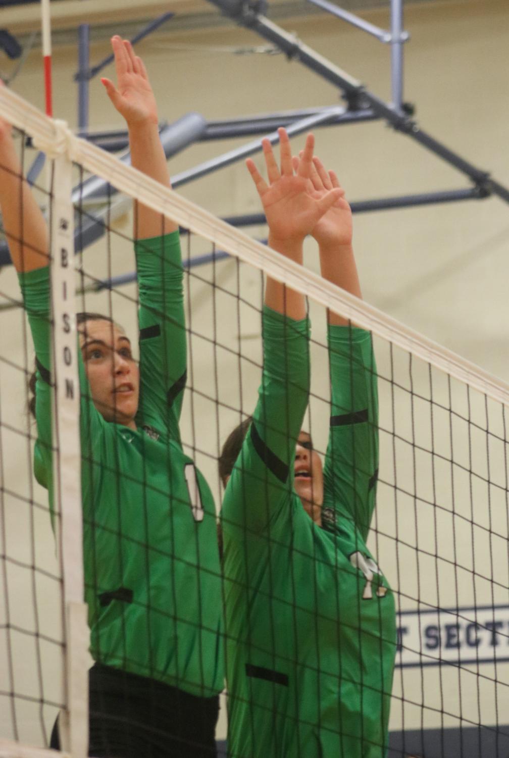 Varsity+volleyball+Andover+tournament+%28Photos+by+Sara+Brown%29
